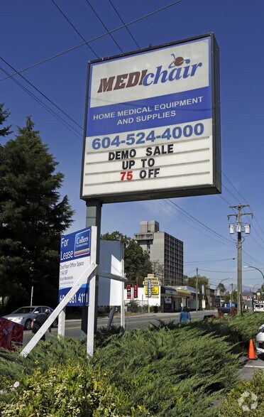 More Photos Of 7460 Edmonds St, Burnaby Loft Creative Space For Sale