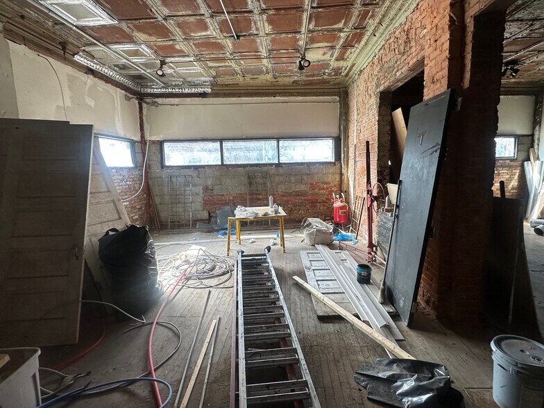 More Photos Of 11239 Superior Ave, Cleveland General Retail For Sale