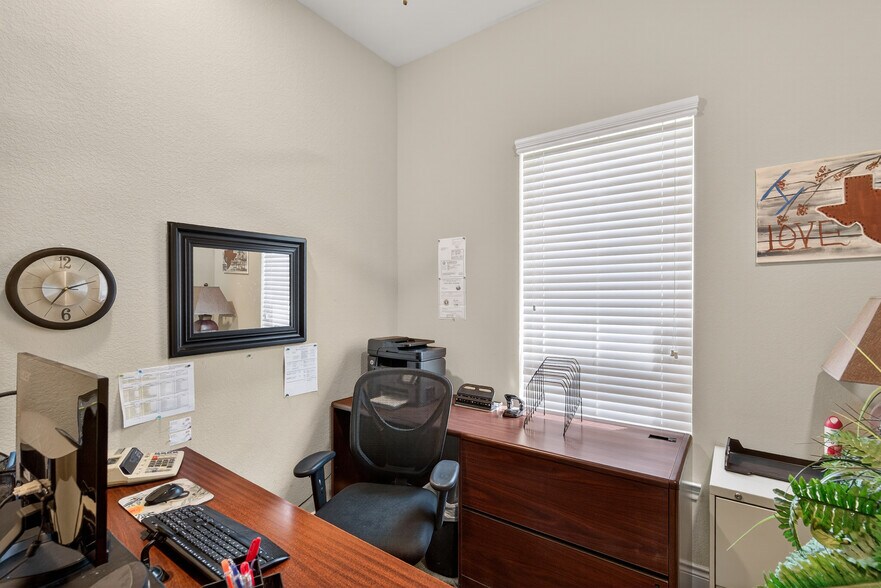 More Photos Of 32400 SH 249, Pinehurst Office For Lease