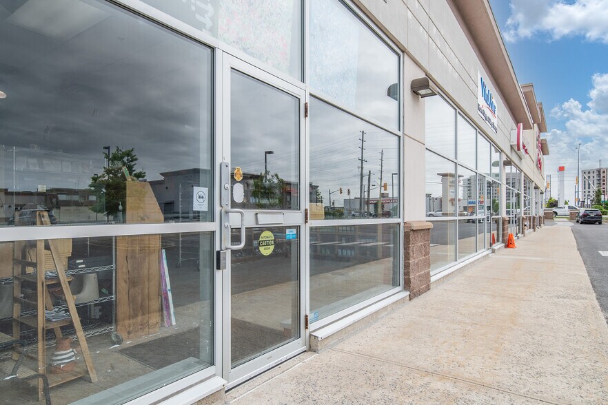 Primary Photo Of 755-759 Gardiners Rd, Kingston General Retail For Lease