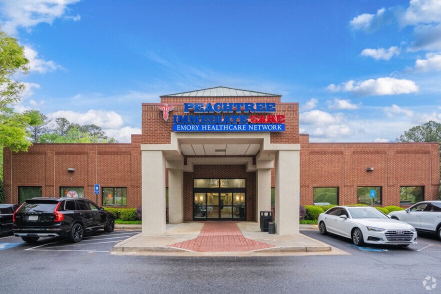 More Photos Of 1275 Highway 54 W, Fayetteville Medical For Lease