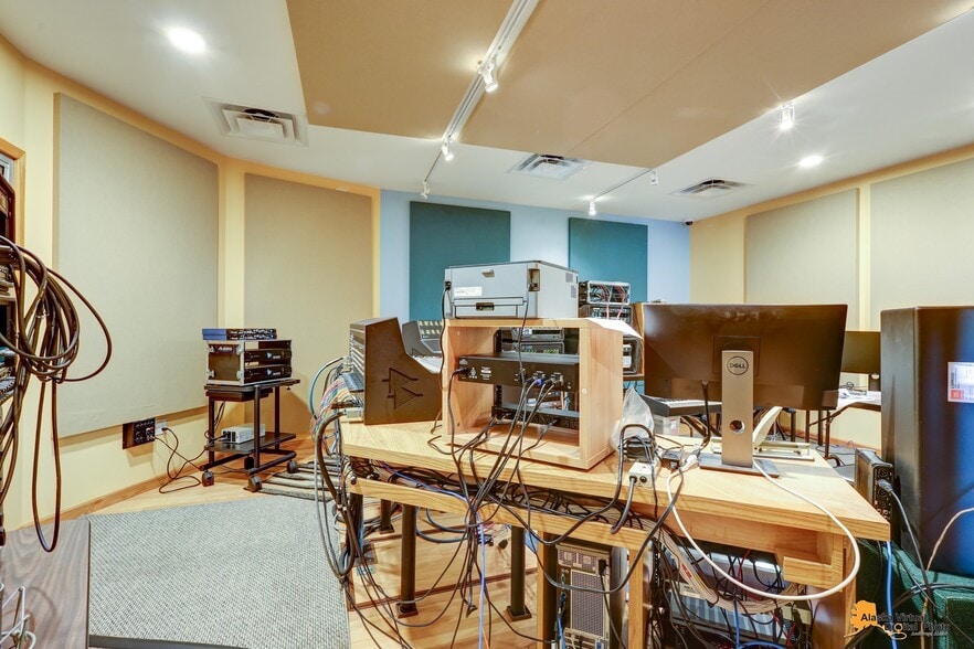 More Photos Of 1075 S Inner Springer Loop, Palmer Industrial For Sale