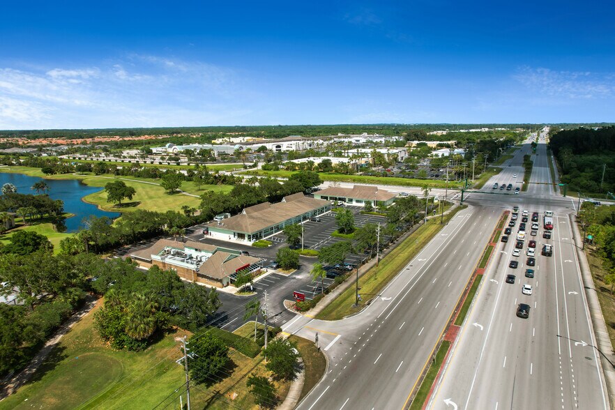 More Photos Of 6600 20th St, Vero Beach Unknown For Lease
