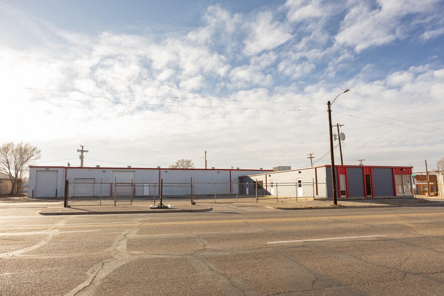 Primary Photo Of 901 SW 4th Ave, Amarillo Warehouse For Lease