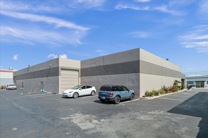More Photos Of 783-785 Broadway Ave, Redwood City Research And Development For Lease