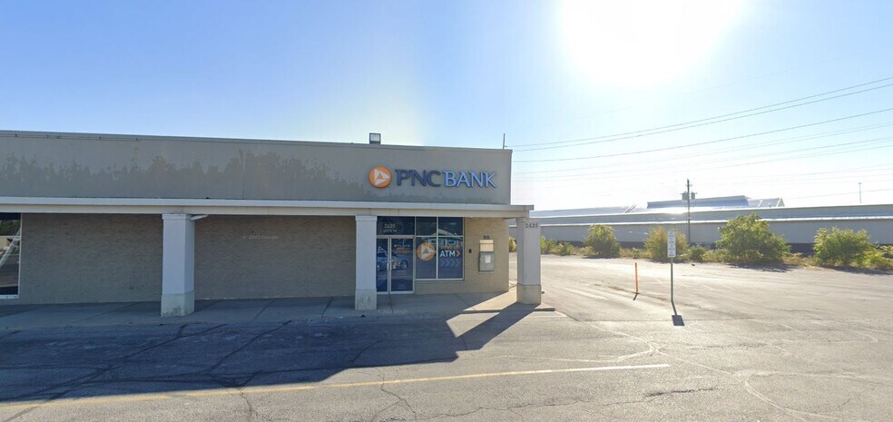 Primary Photo Of 2435 N Sherman Dr, Indianapolis General Retail For Lease