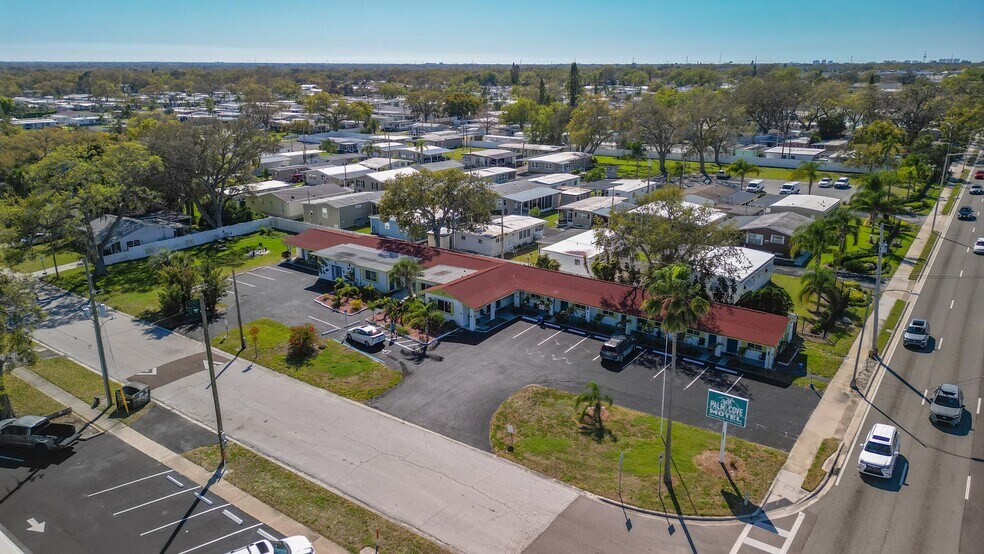 More Photos Of 2431 Gulf To Bay Blvd, Clearwater Hotel For Sale