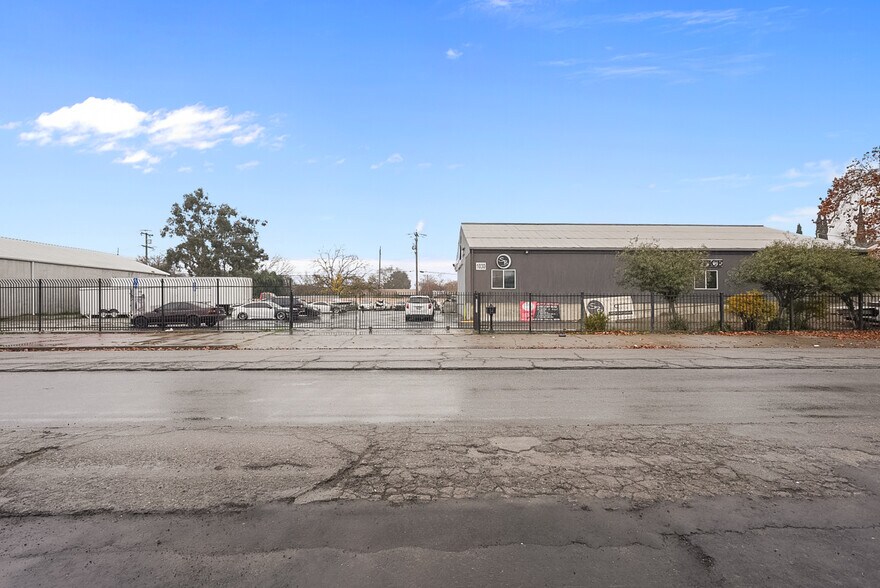 More Photos Of 1030 N Union St, Stockton Warehouse For Sale