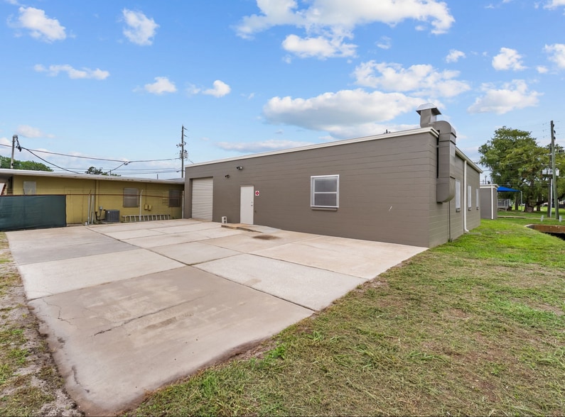 More Photos Of 1444 19th St N, Saint Petersburg Warehouse For Sale