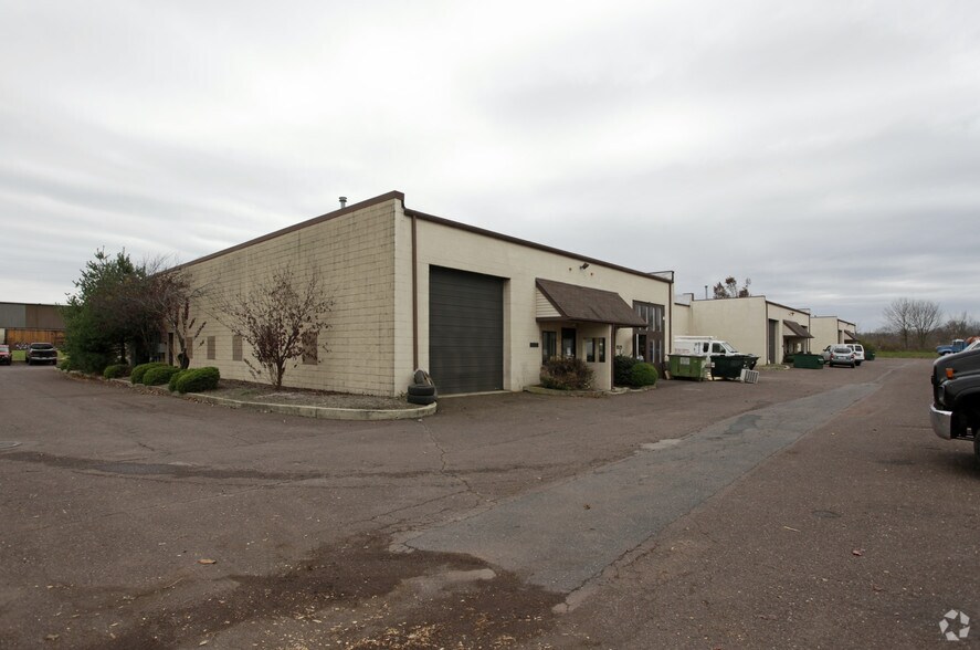 More Photos Of 550 California Rd, Quakertown Warehouse For Lease