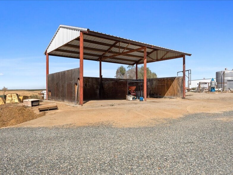 More Photos Of 34338 Nevis, Mc Farland Land For Sale