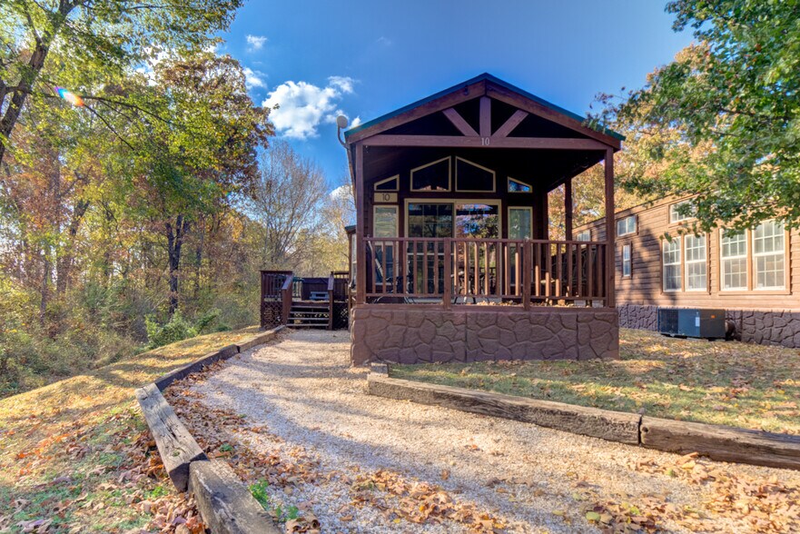 More Photos Of 446724 E 390 Rd, Langley Hotel For Sale