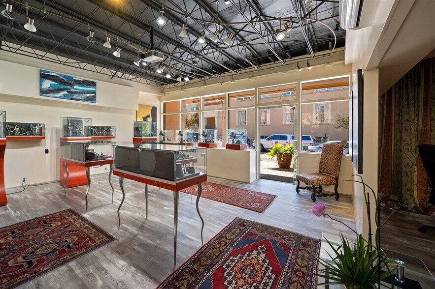 More Photos Of 227 E Palace Ave, Santa Fe Office For Sale