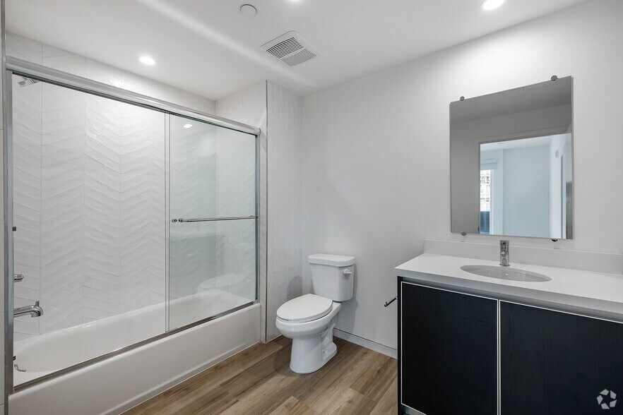 More Photos Of 951 Ogden Ave, Los Angeles Apartments For Lease