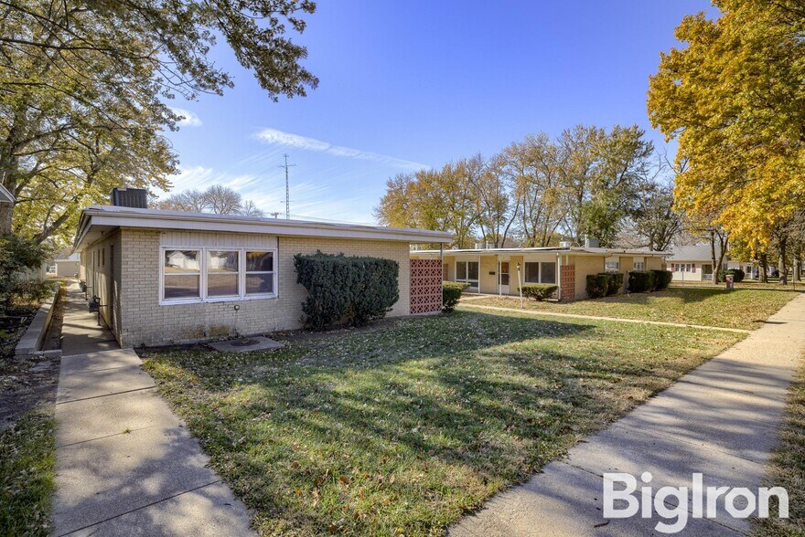 More Photos Of 130 S 5th St, Hebron Apartments For Sale