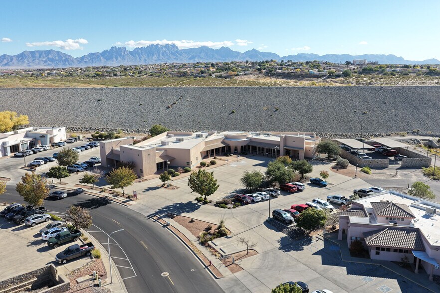 More Photos Of 1140 Commerce Dr, Las Cruces Office For Lease