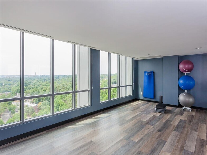 More Photos Of 3110 Mount Vernon Ave, Alexandria Apartments For Lease