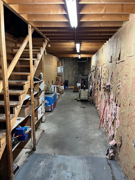 More Photos Of 115 W Maple Ave, Fayetteville Storefront Retail Office For Sale