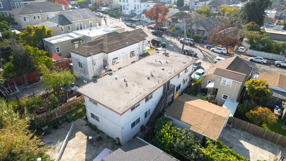 More Photos Of 2120 E 22nd St, Oakland Apartments For Sale
