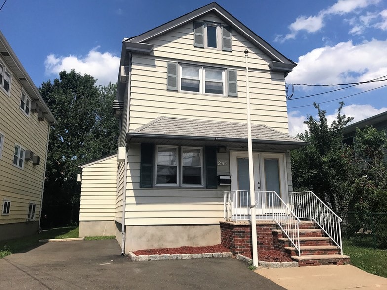 More Photos Of 245 Union St, Lodi Office For Sale