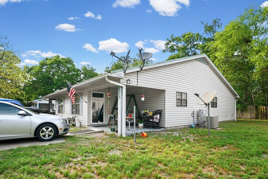 More Photos Of 209 Cannon St, Nahunta Multifamily For Sale