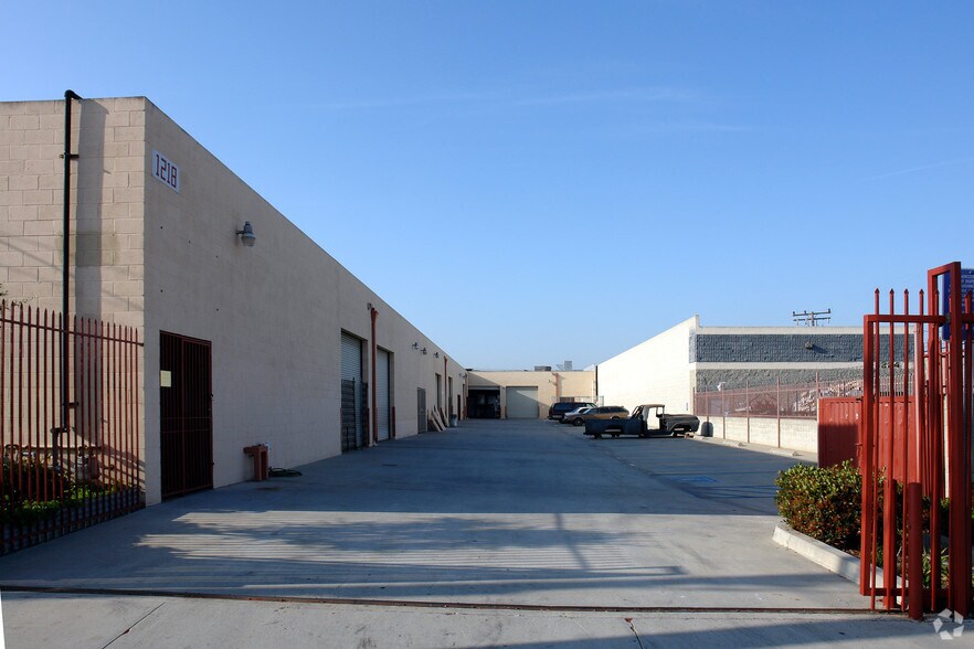 More Photos Of 1218 134th St, Gardena Industrial For Sale
