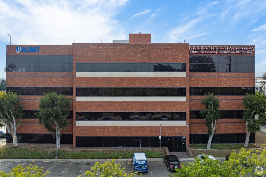 More Photos Of 1225 W 190th St, Gardena Medical For Lease