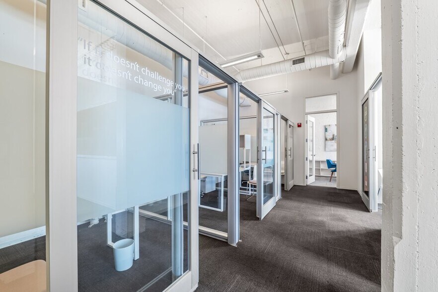 More Photos Of 315 E Bay St, Jacksonville Office For Lease