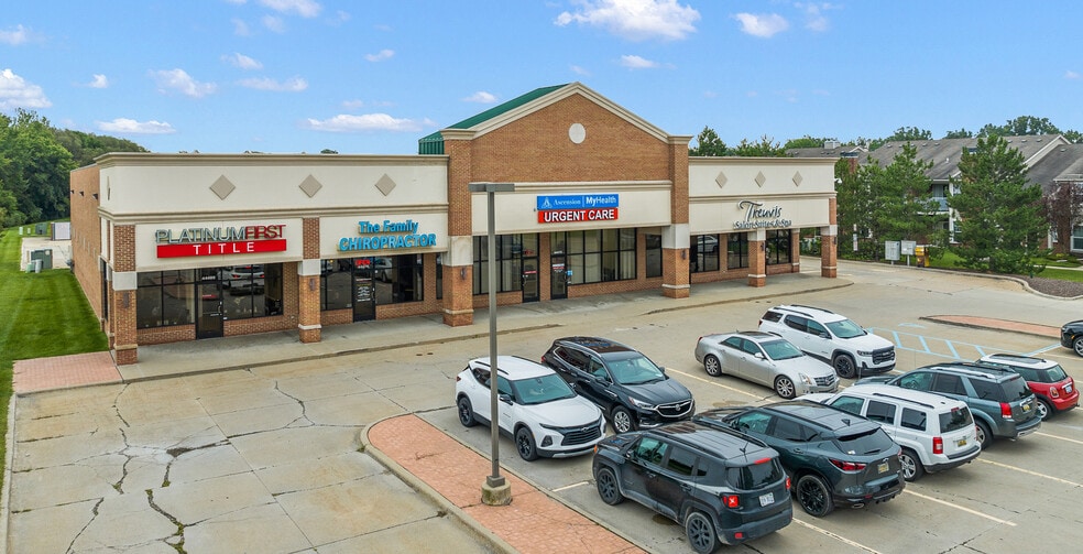 Primary Photo Of 44464-44480 Hayes Rd, Clinton Township Storefront For Lease