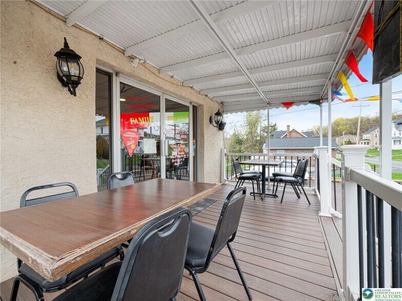 More Photos Of 1463 Limeport Pike, Coopersburg Restaurant For Sale