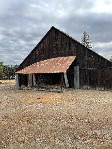 More Photos Of 534 Johnston St, Woodland Land For Sale