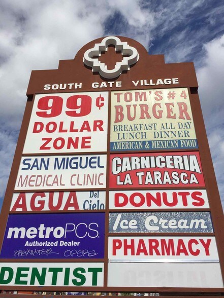 More Photos Of 8200-8204 Long Beach Blvd, South Gate General Retail For Lease