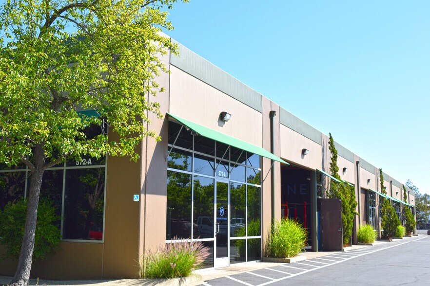 Primary Photo Of 572 Martin Ave, Rohnert Park Flex For Sale