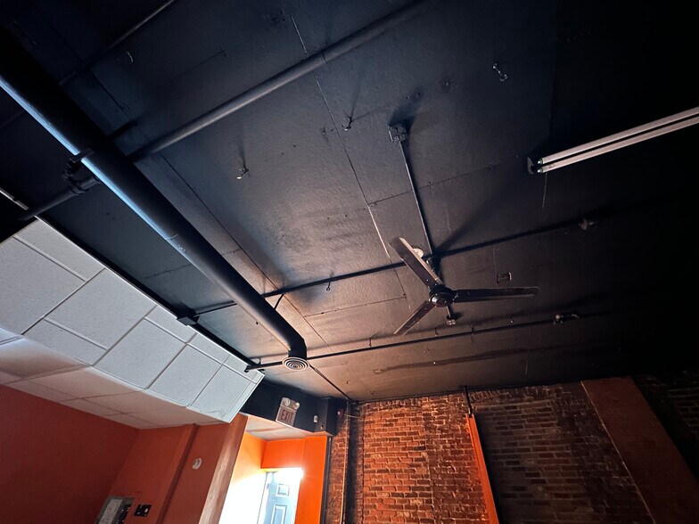 More Photos Of 503 Van Houten Ave, Passaic Restaurant For Lease