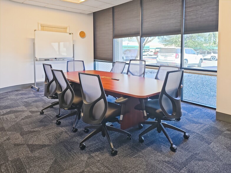 More Photos Of 2005 W 14th St, Tempe Coworking Space