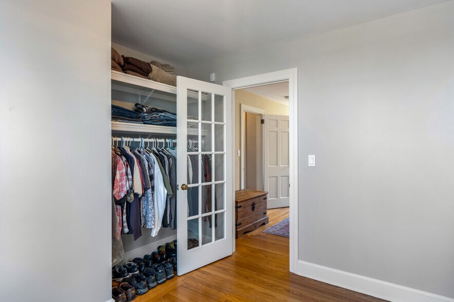 More Photos Of , Tolland General Retail For Sale