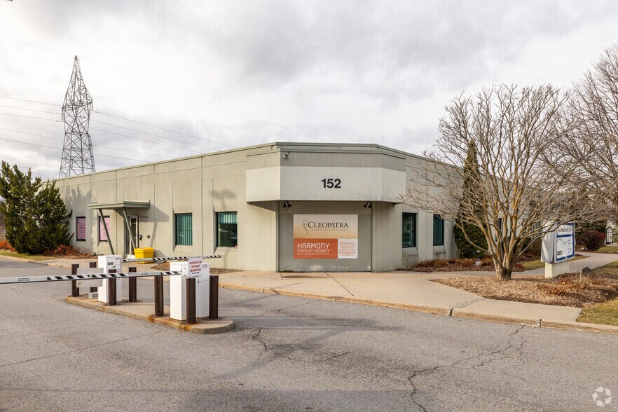 Primary Photo Of 152 Cleopatra Dr, Ottawa Medical For Lease