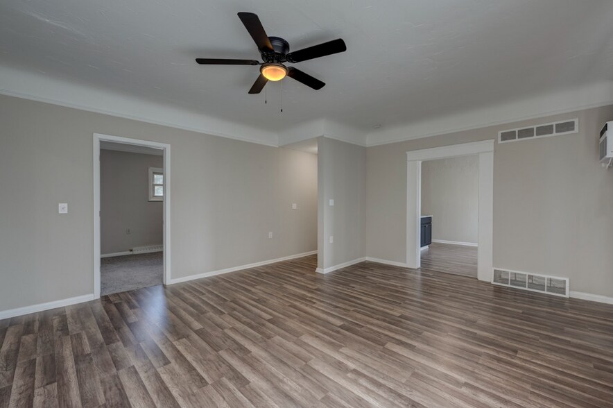 More Photos Of 4438 Pearl Rd, Cleveland Apartments For Sale