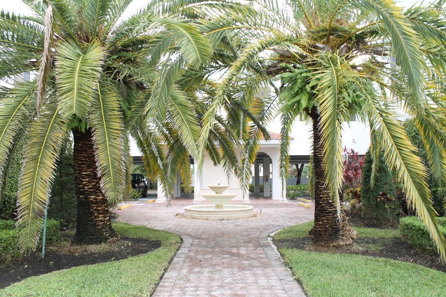 More Photos Of 7374 SW 93rd Ave, Miami Office For Sale