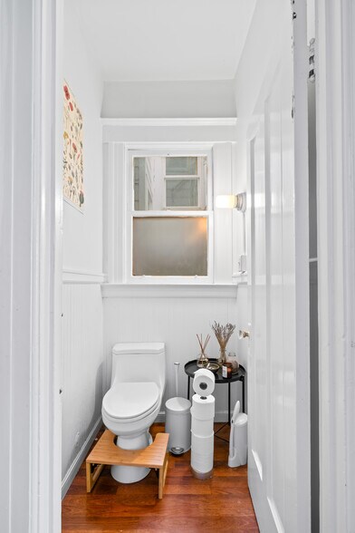 More Photos Of 123-127 Albion St, San Francisco Apartments For Sale