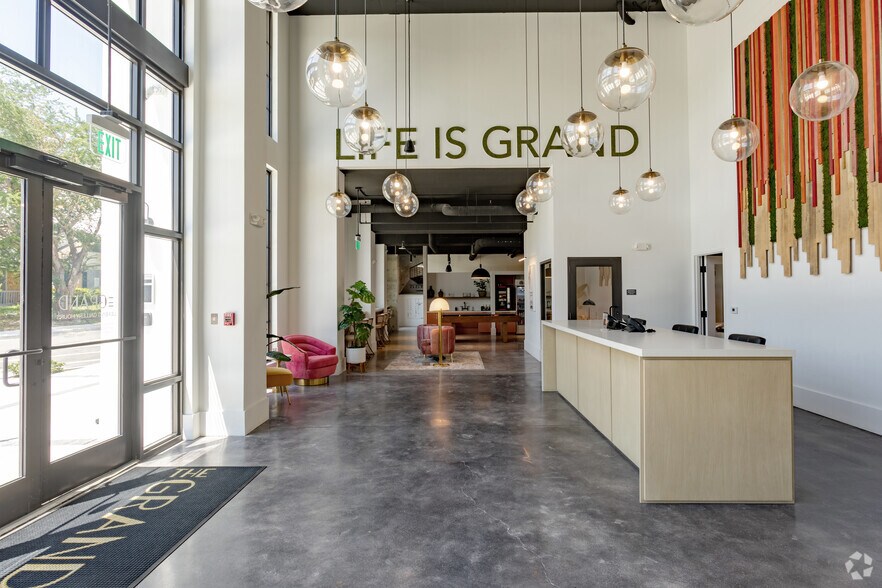 More Photos Of 609 2nd St, West Palm Beach Apartments For Lease