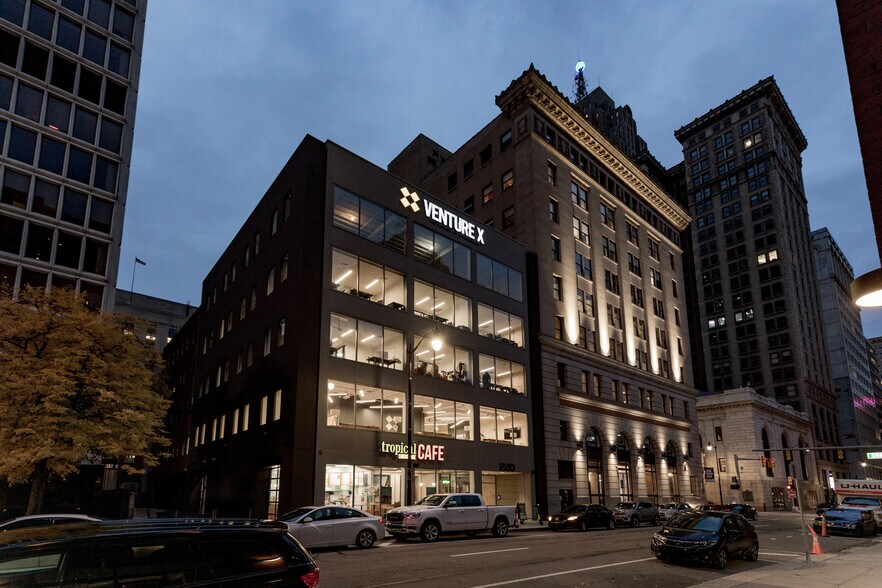 More Photos Of 220 W Congress St, Detroit Office For Lease