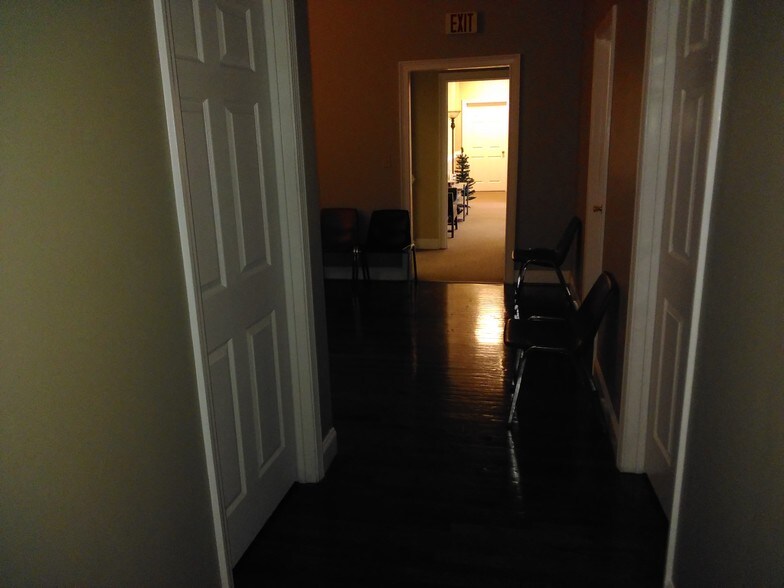 More Photos Of 5 Clusters Ct, Columbia Office For Lease