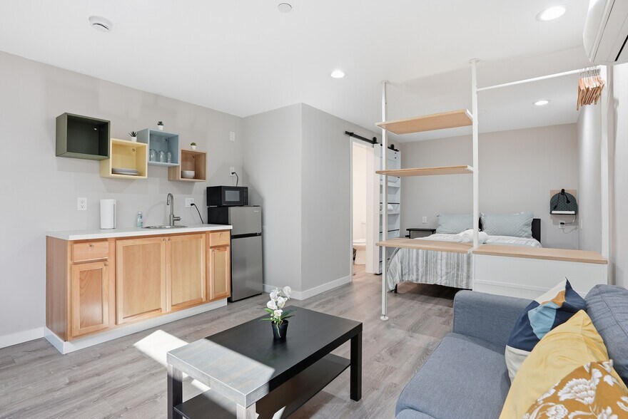 More Photos Of 2609 Adams Ave, San Diego Hotel For Sale