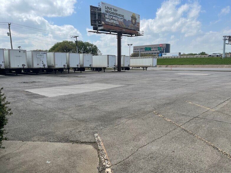 More Photos Of 1990 HWY-360, Grand Prairie Land For Lease