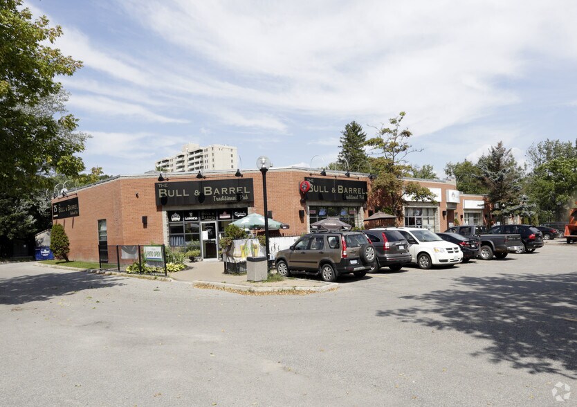 More Photos Of 29-35 Cedar Pointe Dr, Barrie Unknown For Lease