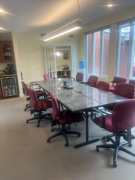 More Photos Of 8 Hayward St, Attleboro Office For Sale