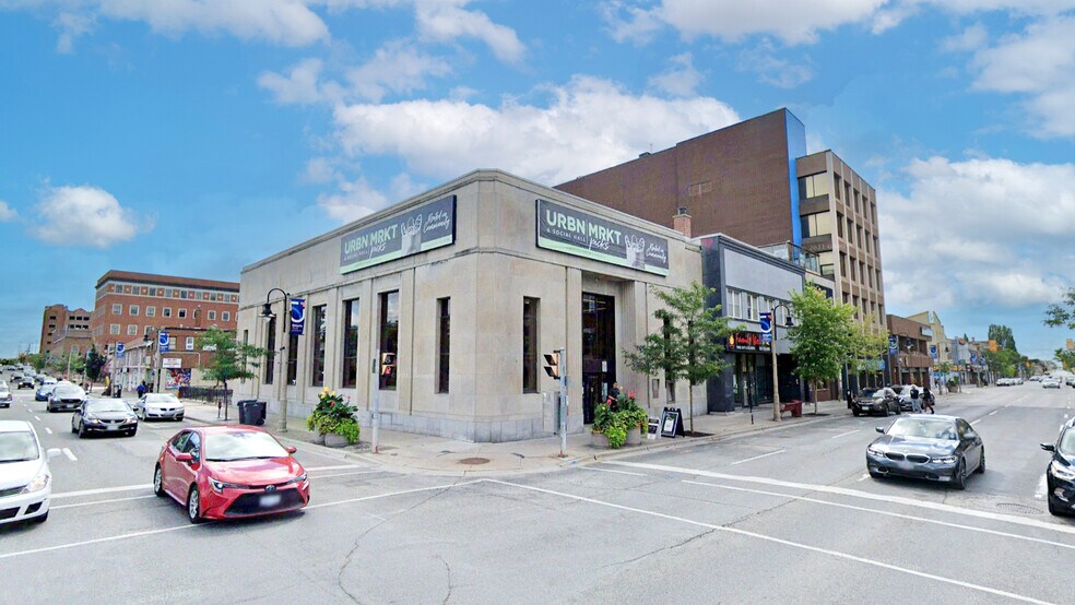 More Photos Of 27 Simcoe St N, Oshawa Bank For Sale