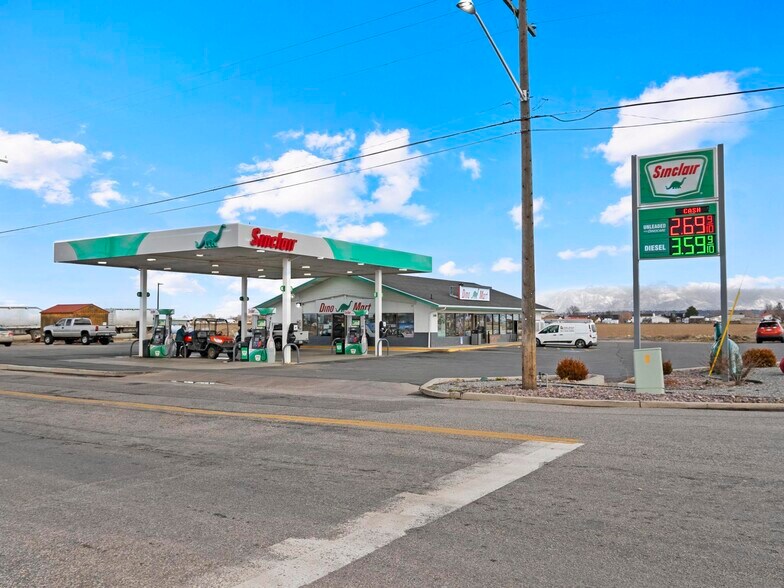 More Photos Of 5500 W 5500 S, Hooper Service Station For Sale