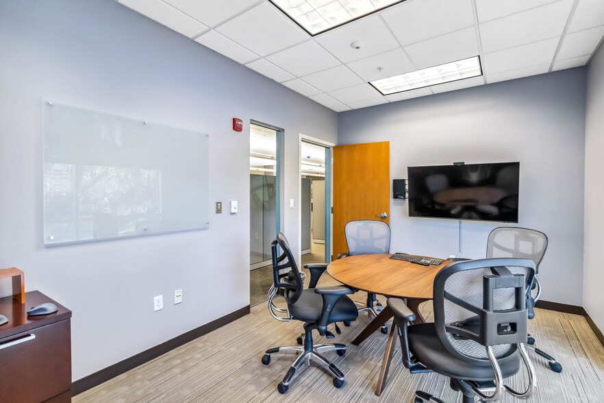 More Photos Of 11002 Lake Hart Dr, Orlando Religious Facility For Lease